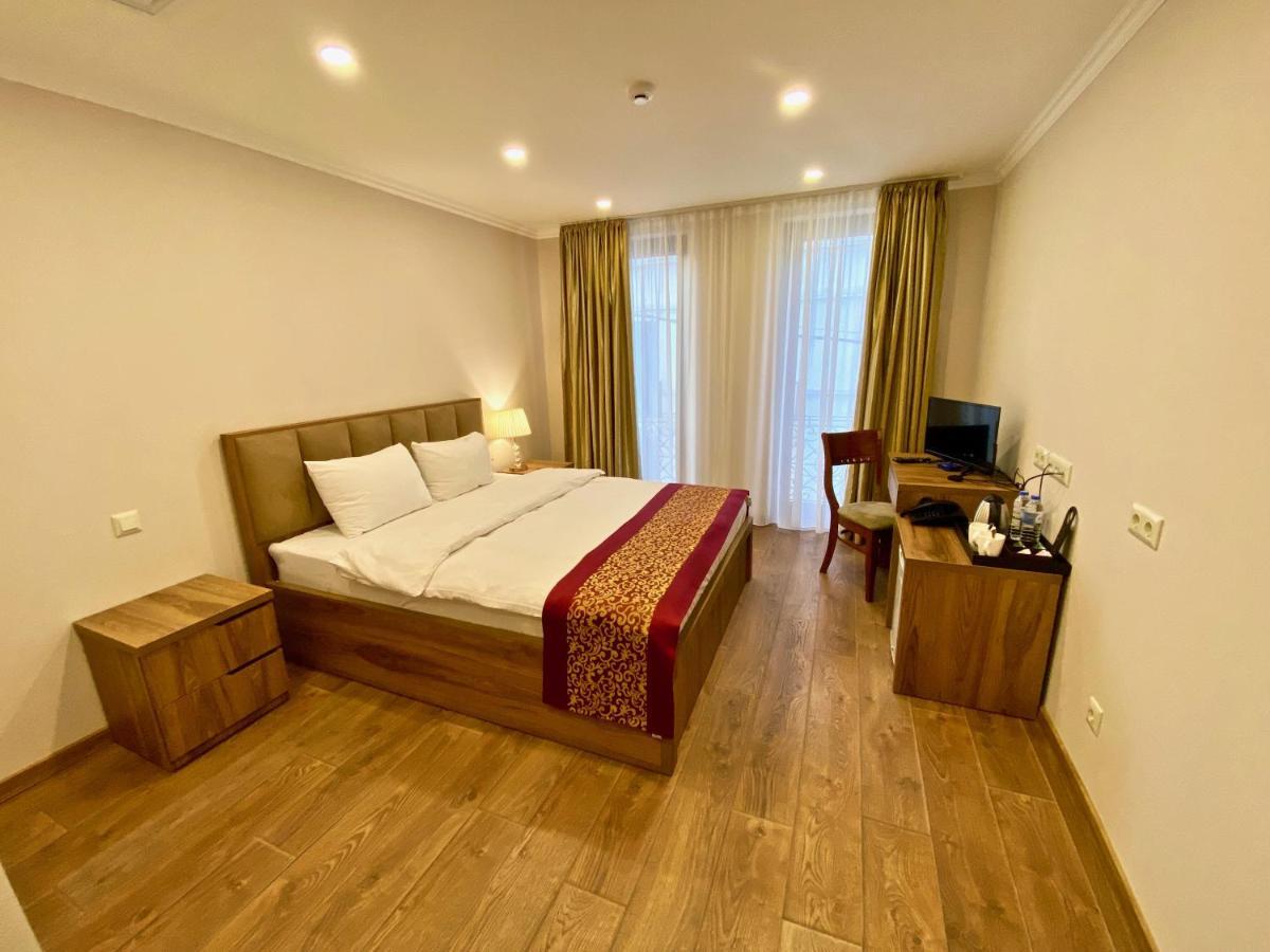 Velvet Hotel Tbilisi Exterior photo