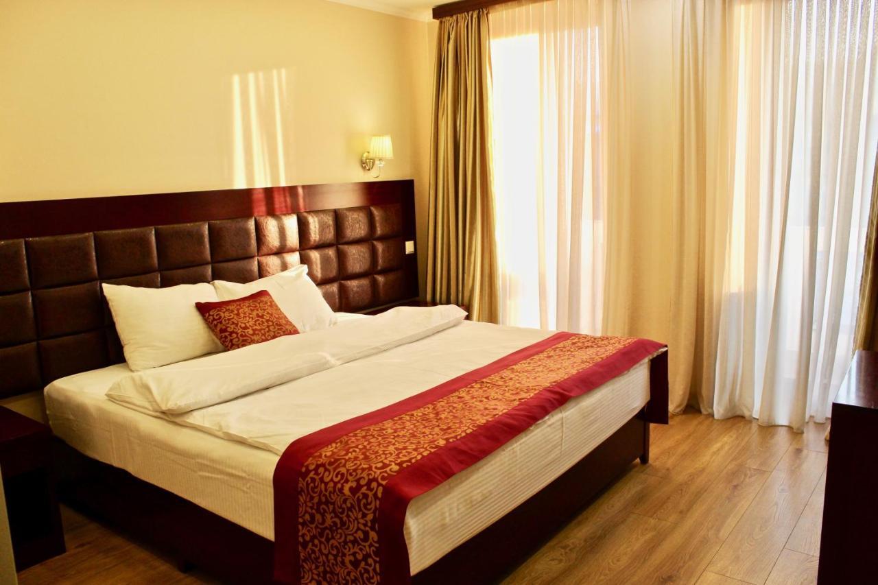 Velvet Hotel Tbilisi Exterior photo