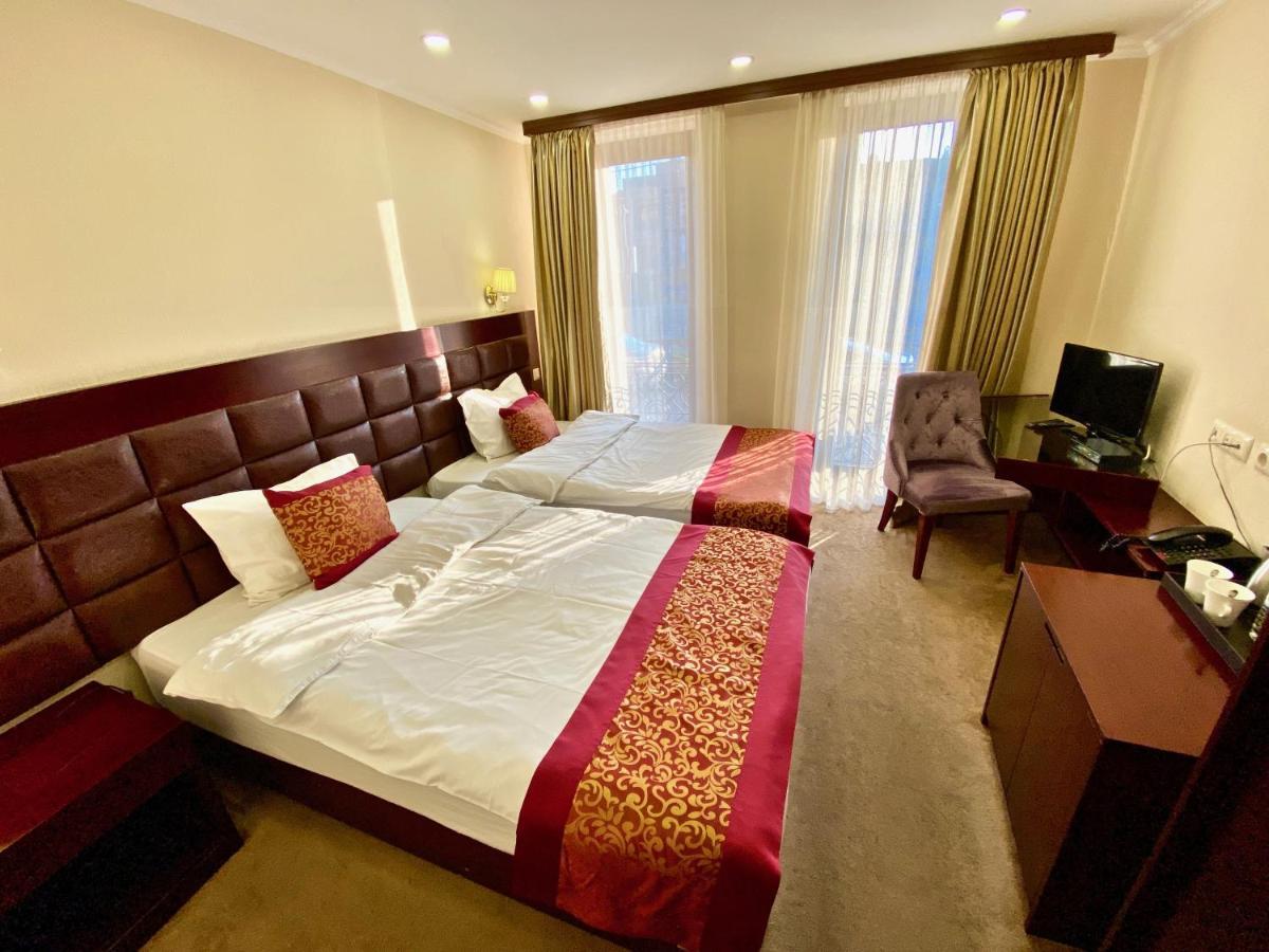 Velvet Hotel Tbilisi Exterior photo