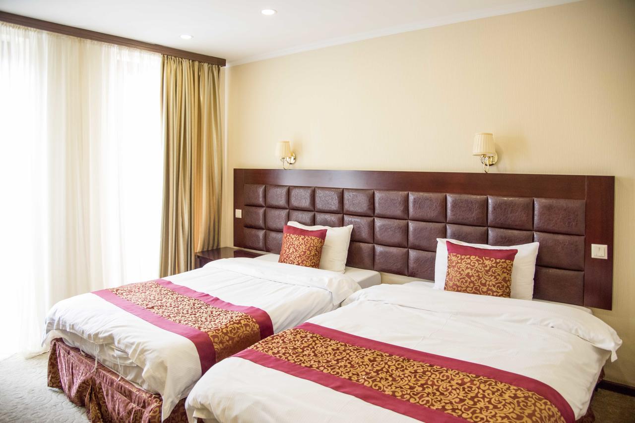Velvet Hotel Tbilisi Exterior photo
